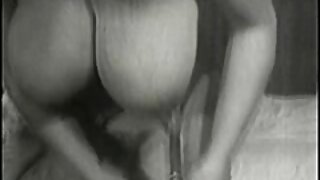 Հիասքանչ փոքրիկ Լյուսիա Դենվիլը անծանոթի հետ խելահեղ սեքսից հետո նկարում է դեմքը