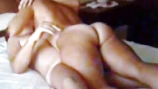 Բրազիլիայի անպիտան քարտուղար Լունա Կորազոնը հաճույք է ստանում սեքսով զբաղվել իր տաքարյուն ղեկավարի հետ